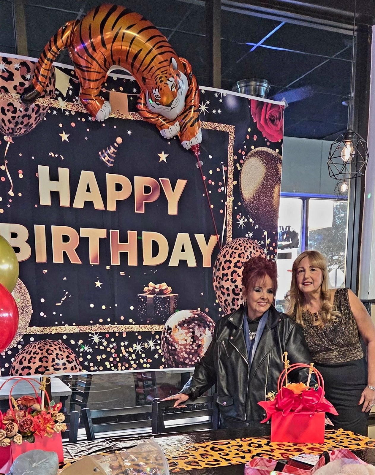 Celebrando un cumpleaños en el club